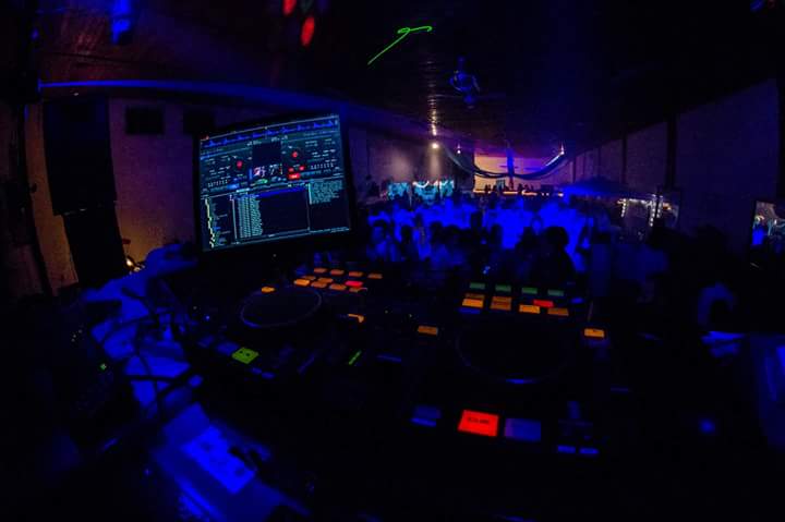 Imágen Fiesta en azul